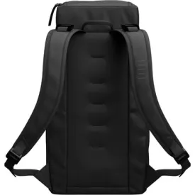 Backpack Hugger 20L. Db, Black Out color