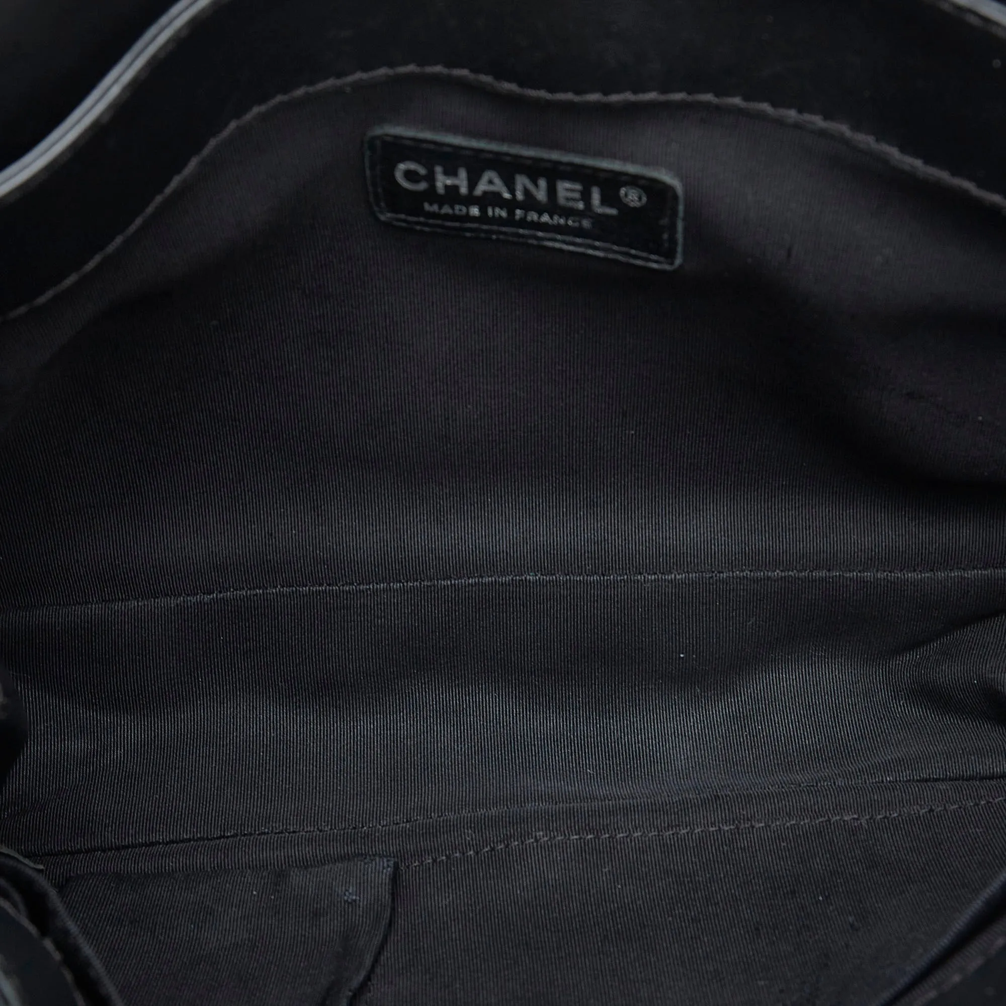 CHANEL Medium Patent Reverso Boy Flap Crossbody Bag