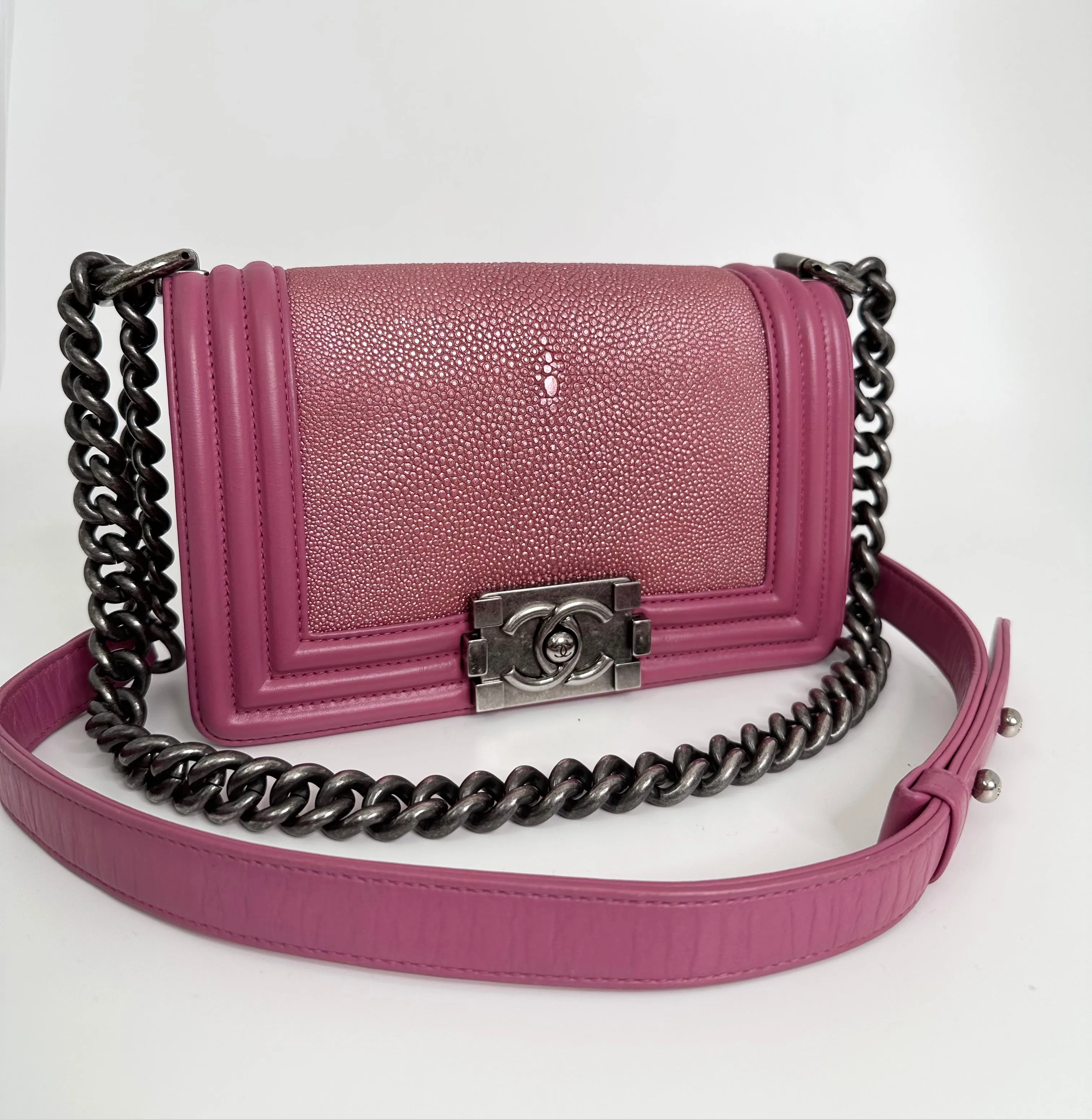 CHANEL Pink Leather Le Boy Bag