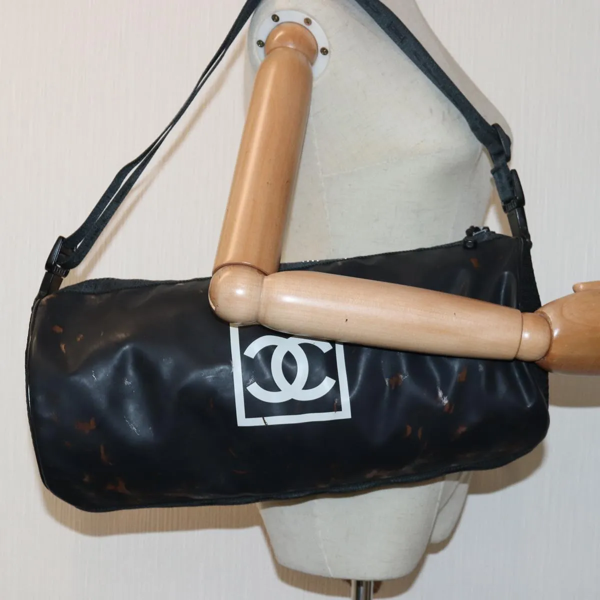 CHANEL Sports Line Drum bag Shoulder Bag Vinyl Black CC Auth bs15851