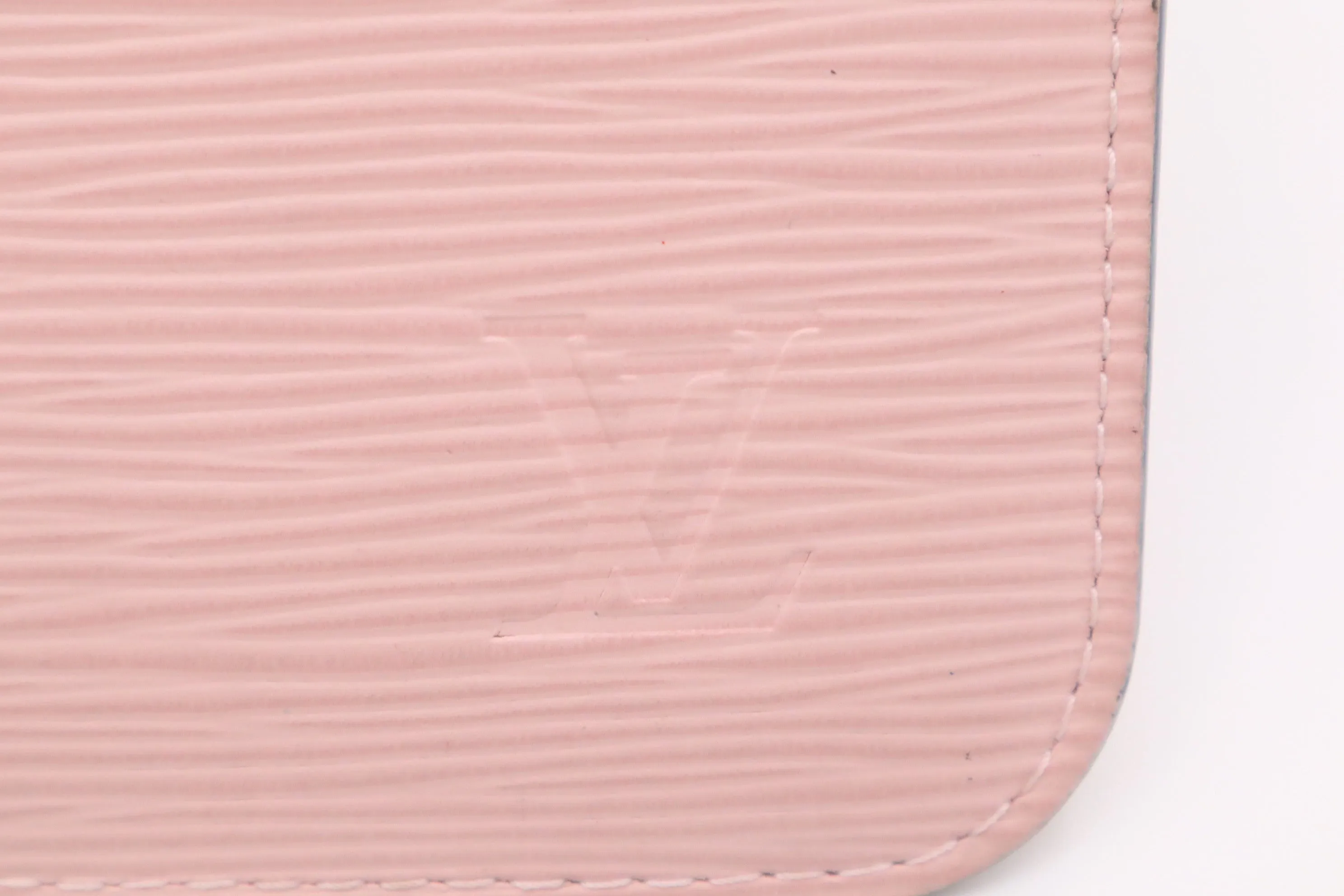 Louis Vuitton Neverfull MM in Pink Epi Leather