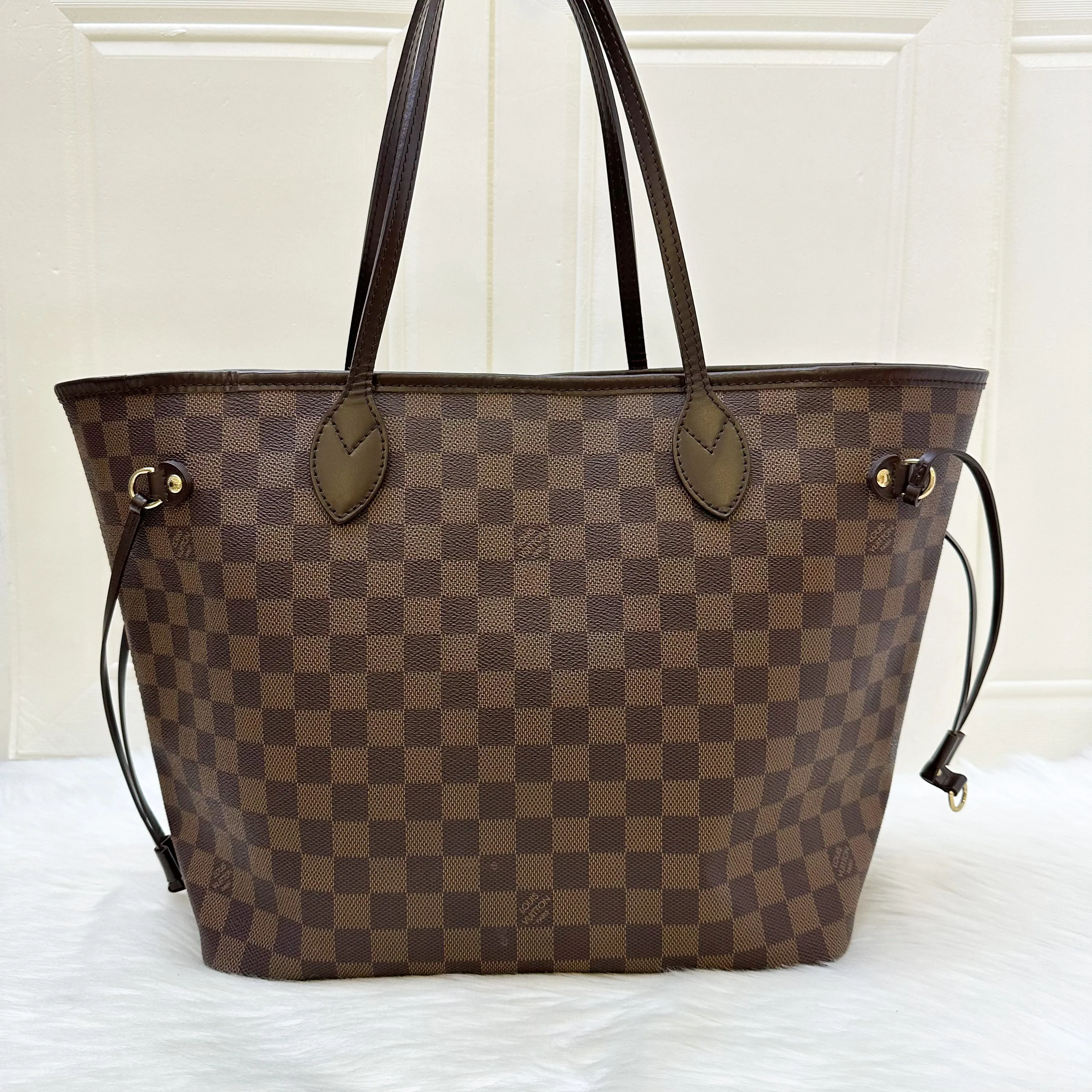 LV Neverfull MM in Damier Ebene Canvas (Older model without attached pouch)