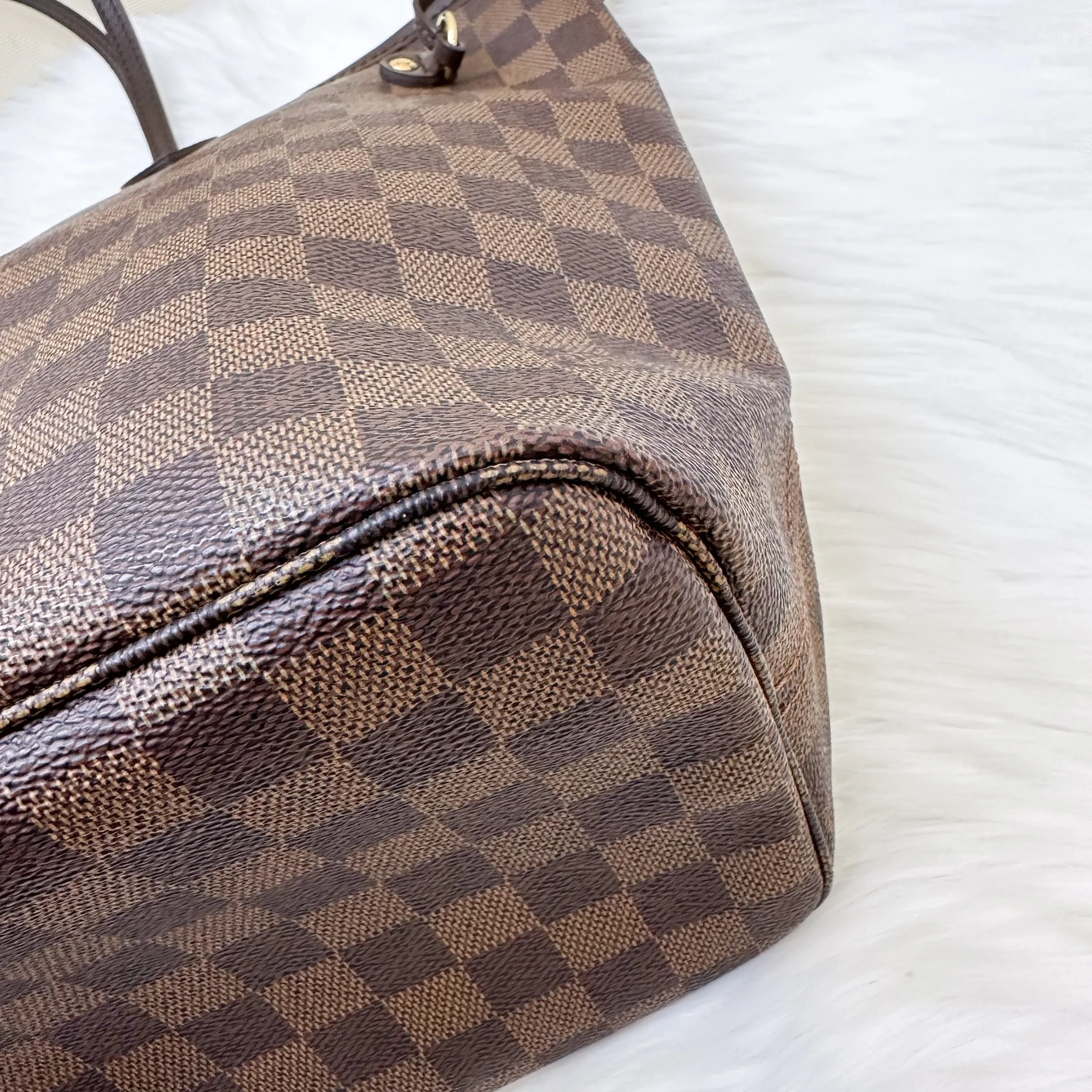LV Neverfull MM in Damier Ebene Canvas (Older model without attached pouch)